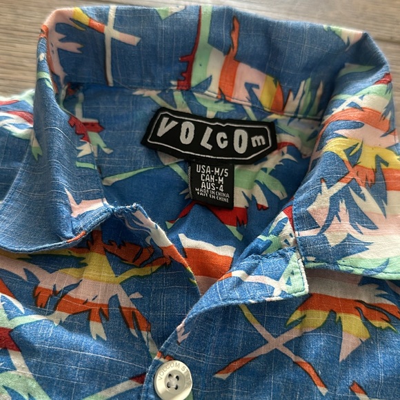 Volcom floral button down short sleeve sz5 - Picture 2 of 3